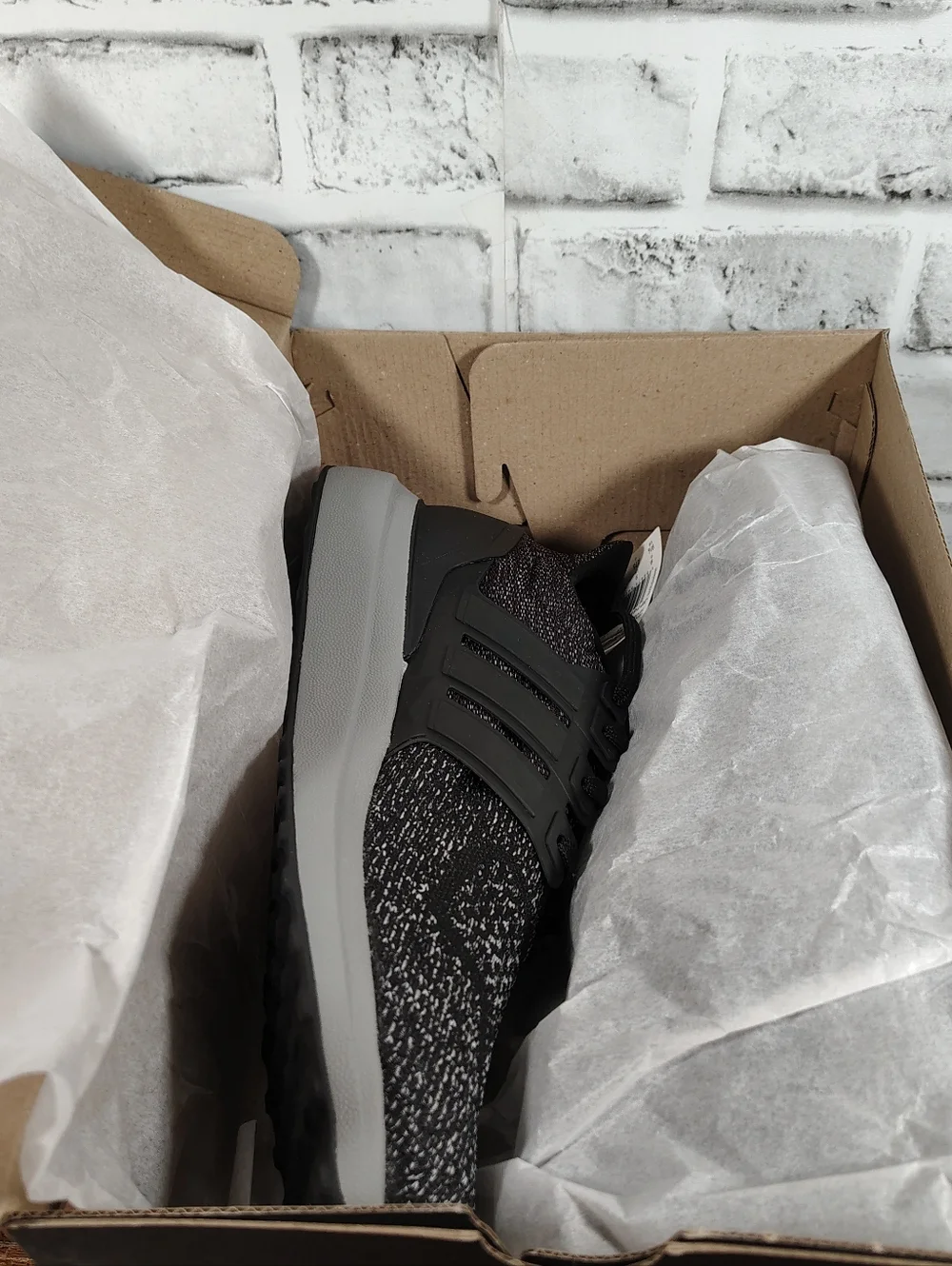 adidas Ultradream DNA Men's 9.5 Shoes JP7690 Black